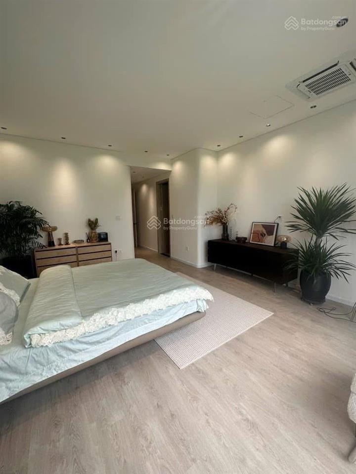 Hàng siêu mẫu  liền kề 5 tầng thang máy  dt 120m2 mt 6m5  view nhiều triệu đô  giá 36 tỷ