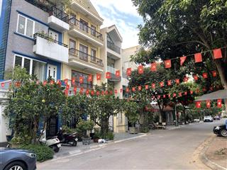 Bt liền kề 120m2 full nội thất chính chủ cần bán nhanh