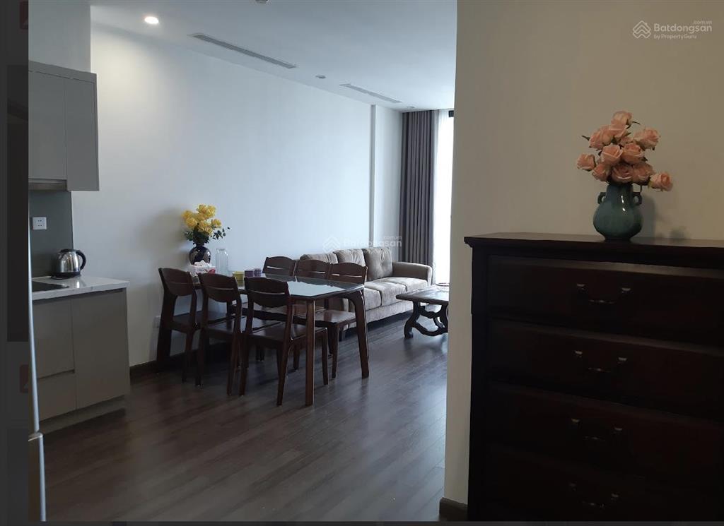 Căn hộ tầng cao vỉew đẹp  2n2vs  full đồ