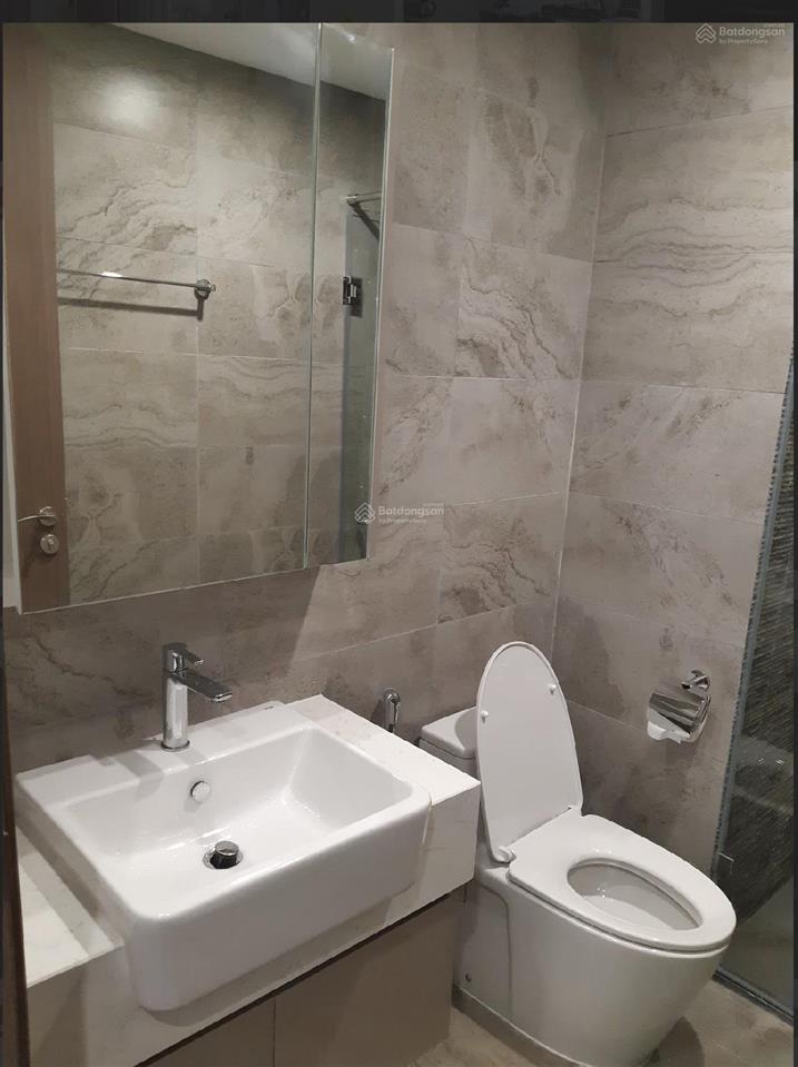 Căn hộ tầng cao vỉew đẹp  2n2vs  full đồ