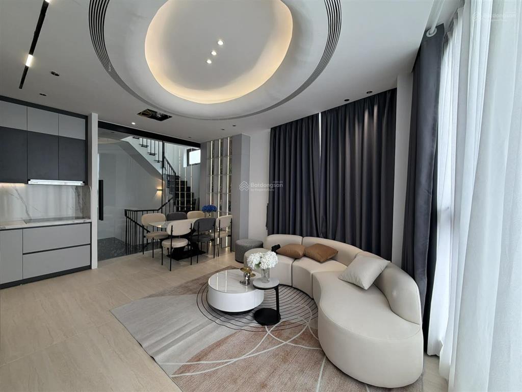 Thông số lý tưởng  nhà 38m2  lô góc  6 tầng thang máy  gara  sát cạnh đường hồng tiến 40m