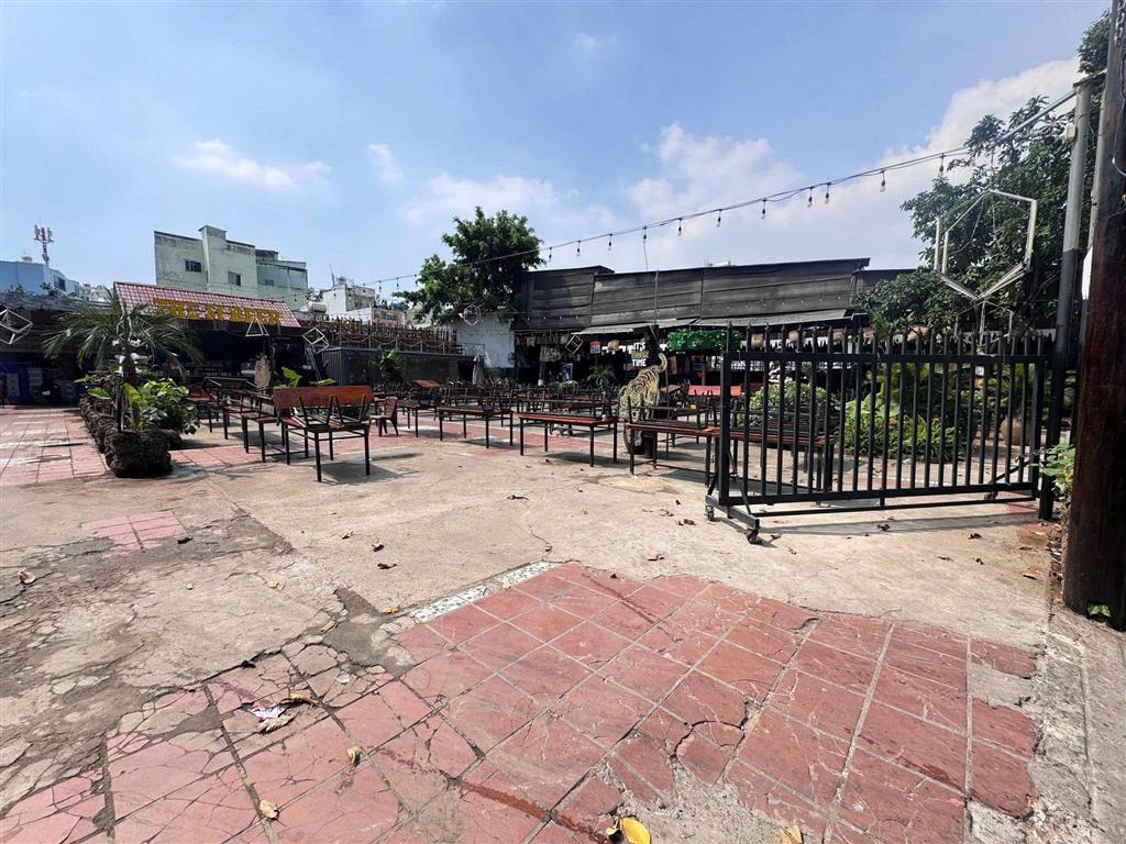 Bán Đất Mặt tiền Hoàng Sa - Quận 3, 2505m2, 80x35m, GPXD 20-50 tầng, chỉ 999 tỷ.