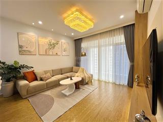 Bán nhanh căn 3pn  110m2, view hồ bơi, nhà nội thất cao cấp, hướng đông nam