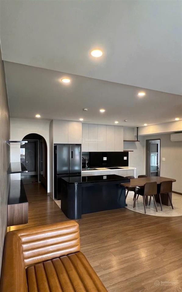 Cho thuê căn hộ 3pn, 2wc, 95m2 tại saigon south residences, giá ưu đãi 25 triệu vnd