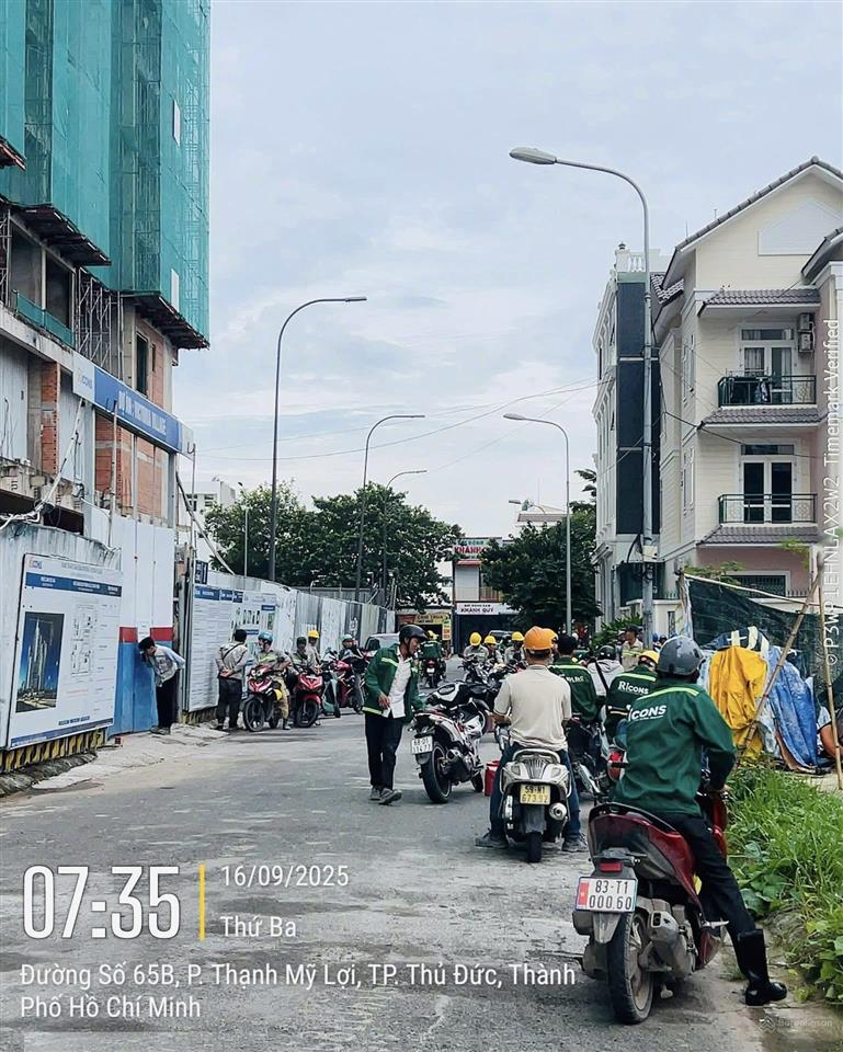 Chính chủ một căn duy nhất victoria village loại 2pn+2wc giá chỉ 5 tỷ. giá cam kết tốt nhất thị trg