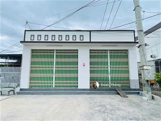 Bán nhà mặt tiền đường 2/4 (gần quảng trường mới), ninh hiệp, ninh hòa. dt9x18m