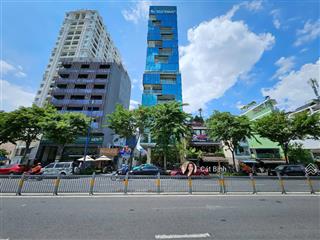 Chuyển nhượng building mt bến vân đồn, quận 4, dt 12,67 x 32,65m, hđt 1,4 tỷ/tháng