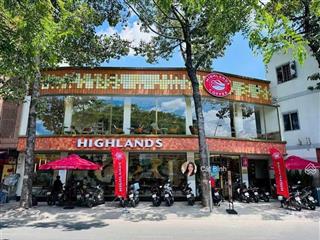 Bán gấp nhà mặt tiền hoàng sa p.9, q.3 ngang 17m đang có hđt 150 triệu/tháng 0932 733 ***