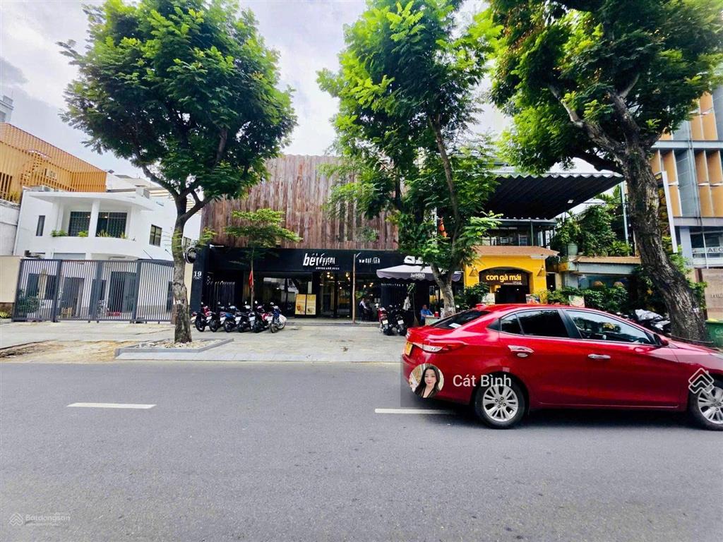 Khan hiếm bán nhà góc 2 mặt tiền nb hai bà trưng, quận 3 400m2