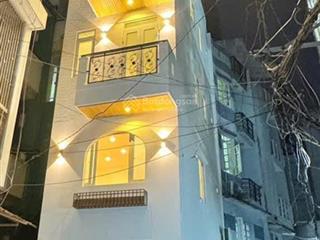 Nhà 5 tầng 2 mặt hẻm xe hơi gần ngã tư phú nhuận