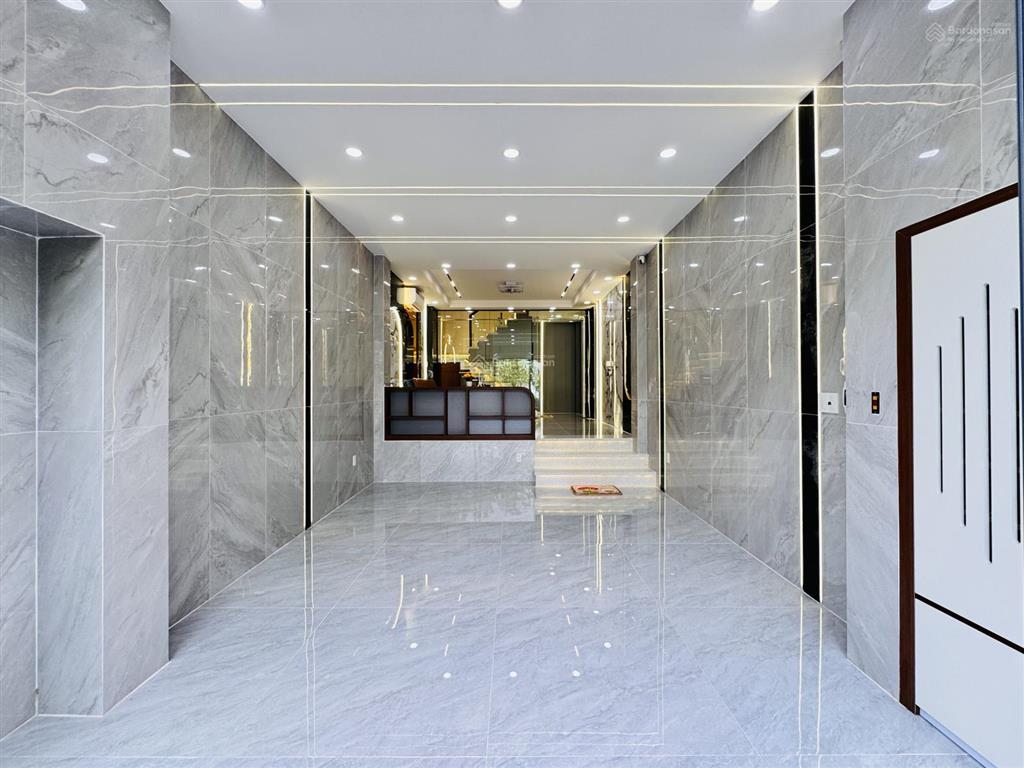 Bán nhà đẹp ngay trung tâm sát bên siêu thị trục đường nguyễn văn lượng p16 gò vấp