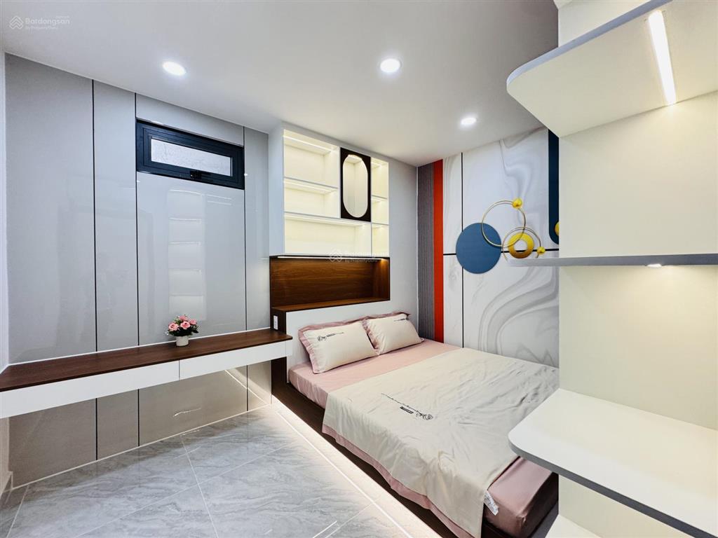 Bán nhà đẹp ngay trung tâm sát bên siêu thị trục đường nguyễn văn lượng p16 gò vấp