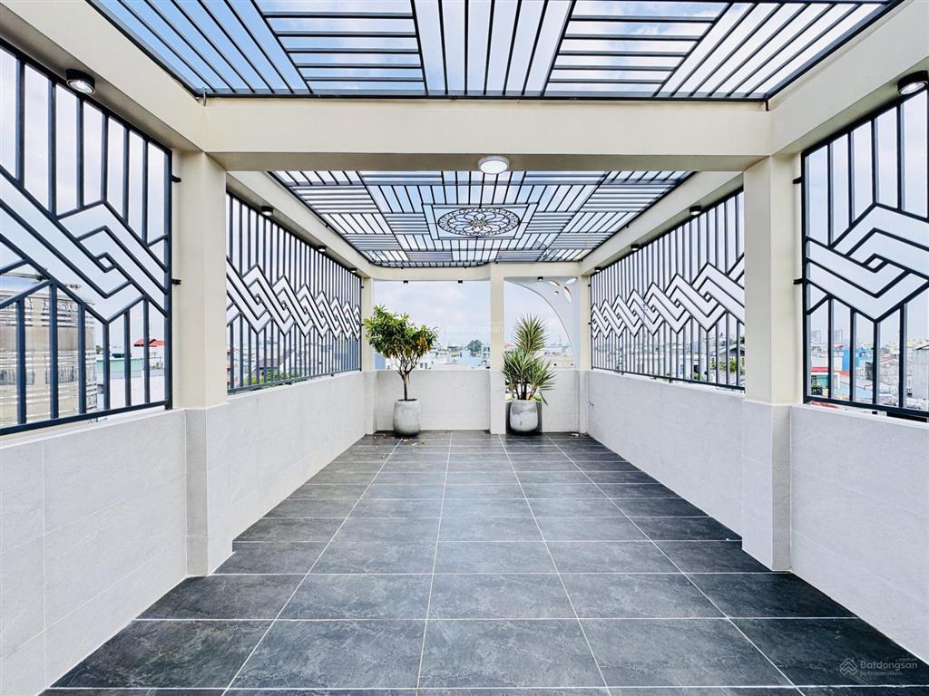 Bán nhà đẹp ngay trung tâm sát bên siêu thị trục đường nguyễn văn lượng p16 gò vấp