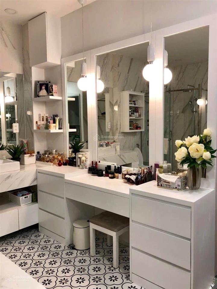 Bán căn gốc mt 131 đường hoa lan, p. 2, phú nhuận, (4x16m) nhà đẹp, giá 25,5 tỷ tl