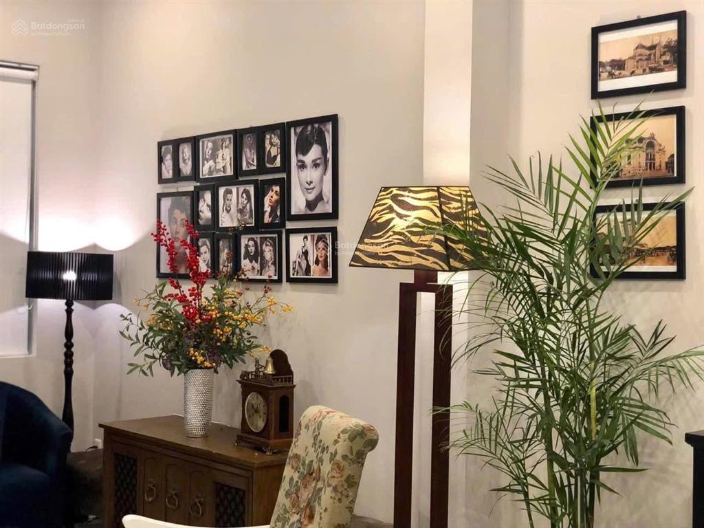 Bán căn gốc mt 131 đường hoa lan, p. 2, phú nhuận, (4x16m) nhà đẹp, giá 25,5 tỷ tl