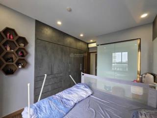 Bán gấp căn hộ 2pn2wc, 83m2, giá bán 7ty500, hướng đẹp   0908 457 *** linh novaland