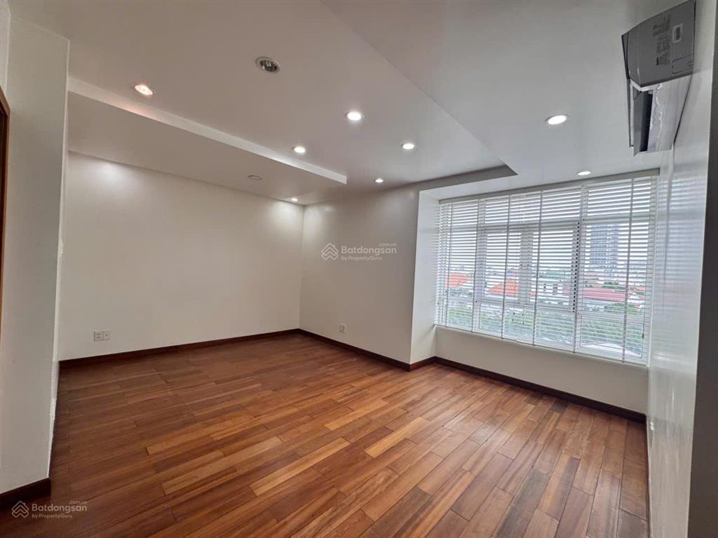 Bán chung cư hoàng anh river view, 10.5tỷ vnd, 162m2, 4pn, 4wc tầng trung