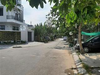 Biệt thự trệt lầu áp mái 14x15m giá 25 tỷ ngay nội khu đặng thùy trâm bình lợi bình thạnh