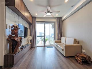 Bán căn hộ 2 ngủ urbanhill phú mỹ hưng quận 7, có ô để xe dưới hầm, full nội thất