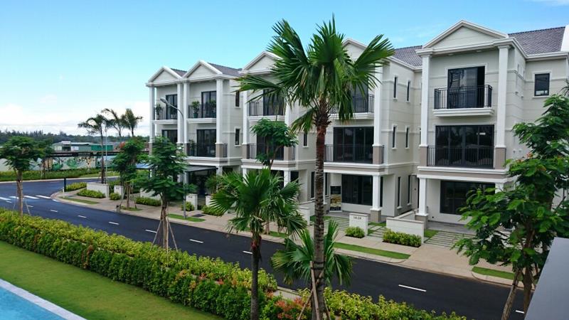 Bán gấp biệt thự liền kề lavila giá 12,2 tỷ.  0932 125 *** thủy