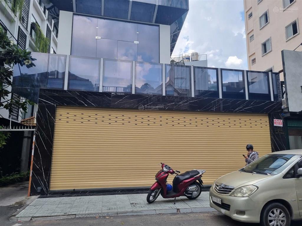 21 + 23a thạch thị thanh, tân định, quận 1. dt 9.5x17m giá 66 tỷ tl