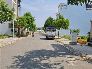 Bán đất đường rộng 12m gần biển