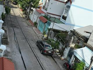 Bán nhanh nhà gần biển nha trang, đường rộng 10m