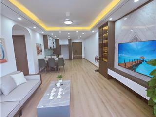 Chính chủ cần bán căn 3 ngủ full đồ xịn cc an lạc phùng khoang.  xem nhà 0981 915 ***
