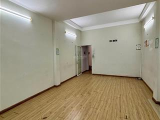 Cho thuê văn phòng 40m2, mặt tiền đường bàu cát 6