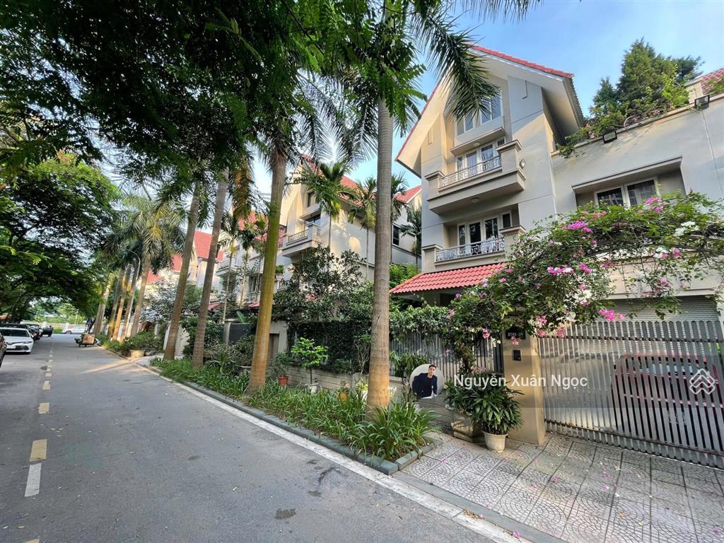 Bán gấp biệt thự song lập kđt an hưng 237.7m2 hướng đông nam, giá rẻ nhất khu vực