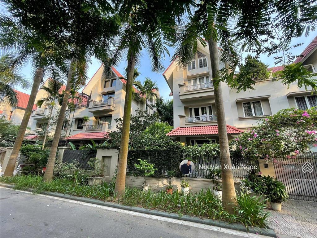 Bán gấp biệt thự song lập kđt an hưng 237.7m2 hướng đông nam, giá rẻ nhất khu vực