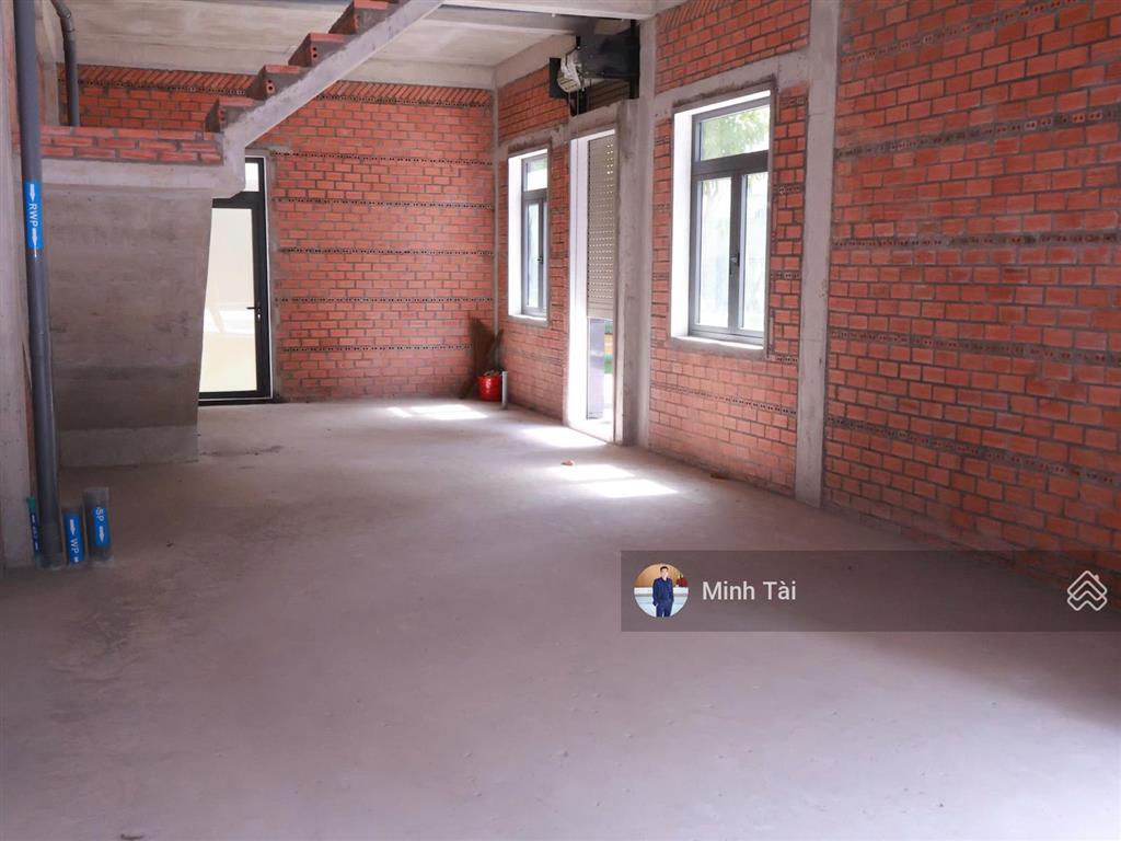 Cần bán nhà phố 64m². giá bán 7.744 tỷ, nhà xây sẵn, tại khu đô thị bcons city  dự án uni valley