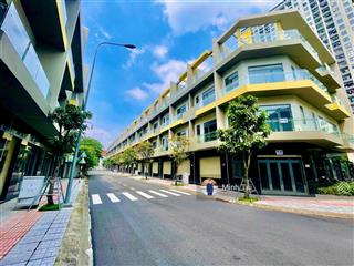 Nhà phố bcons uni valley giá 6.450 tỷ. 1 trệt 3 lầu. dt 66m, ưu đãi 7%. chọn nhà phố được căn hộ