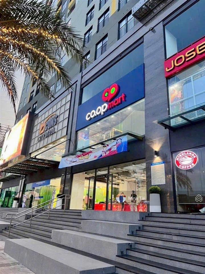 Nhà mới nhận lộc vàng chỉ 7.744 tỷ, xây dựng sẵn 1 trệt 3 lầu bcons uni valley  bcons city tphcm