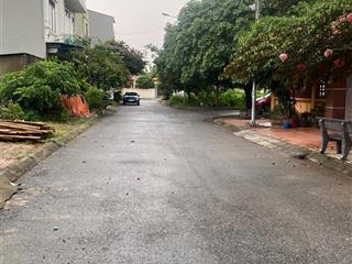 Bán đất thôn móng làng kcn tiên sơn bắc ninh. sổ hồng lâu dài.  0326 569 ***