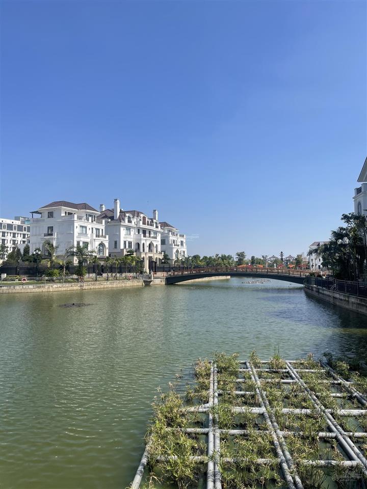 Bán nhà 2 mặt đường view hồ tại mạnh đức victory từ sơn, suất ngoại giao, sổ cầm tay.  0326 569 ***