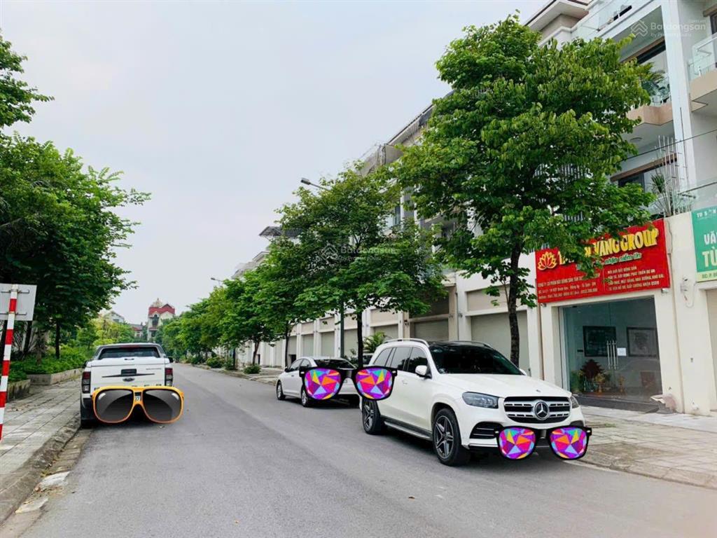 Bán nhà đối diện công viên hướng đông nam tại vườn sen, chỉ 7,5 tỷ sổ lâu dài.  0326 569 ***