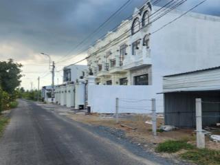 Bán đất mặt tiền đường nhựa lương văn tiên cần giuộc đường xe 45 chỗ, giá chỉ 1.350 tỷ. 128m shr