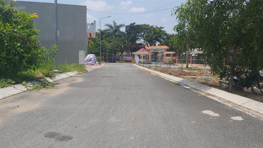 Cần bán đất tại long hòa 90m2, gần chợ rạch kiến, gần các trường học giá 1.58 tỷ, shr