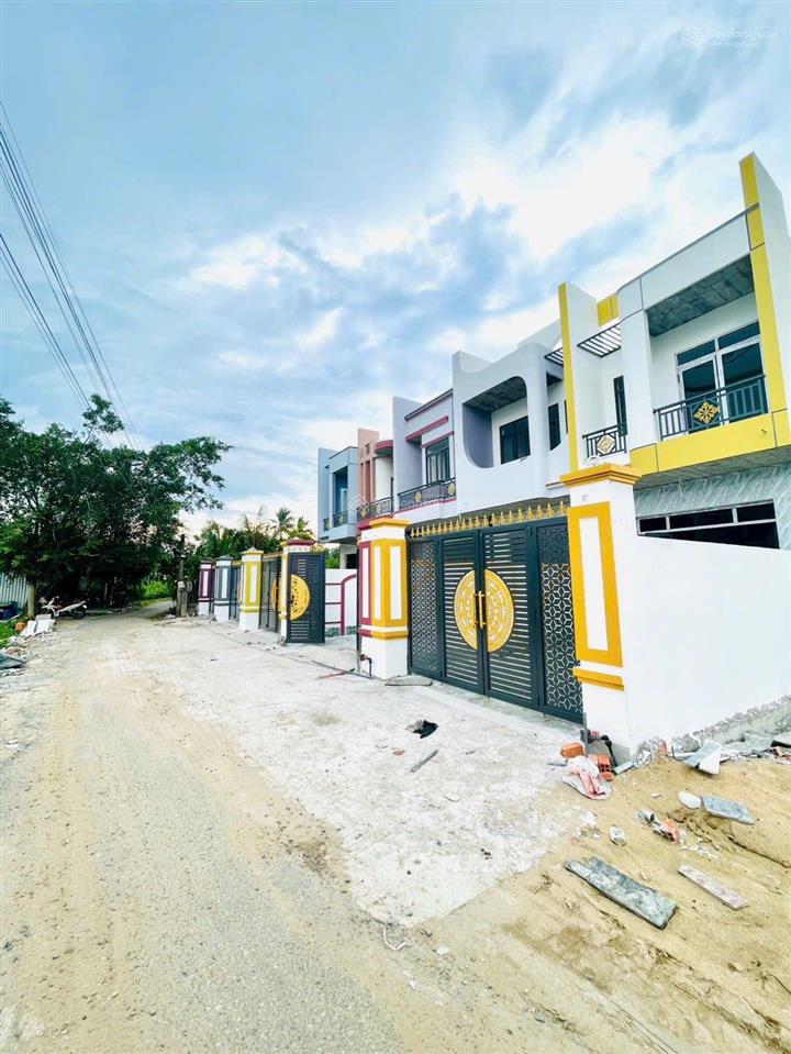 Bán đất mặt tiền đường năm ngói, xã mỹ lộc cần giuộc, long an, 117.6 m2 giá 1 tỷ 350tr shr