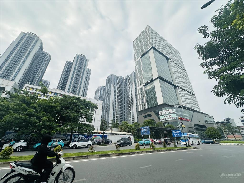 Bán sàn thương mại goldmark city hồ tùng mậu giá chỉ 50tr/m2 sử dụng ngay,htls vay ngân hàng 12th