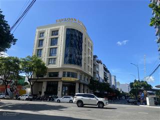 Chuyển nhượng tòa văn phòng hải châu 2000m2, doanh thu 4%/năm, giá cực tốt gọi phú real nhé