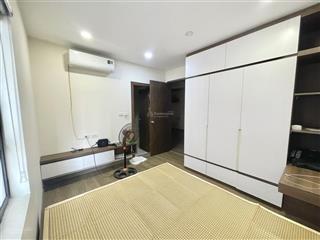 Bán cc rose town 79 ngọc hồi, 63 triệu vnd/m2, 66m2, 2pn, 2wc, đông nam full đồ