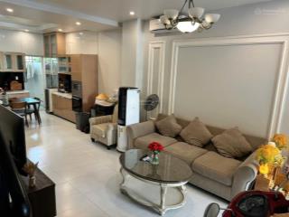 Bán nhà phố park riverside giá 10,3 tỷ  nội thất đẹp.  0909 121 ***
