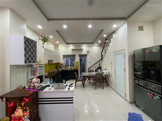 Bán nhà phố park riverside căn 75m2 giá 10 tỷ  full nội thất.  tấn giàu