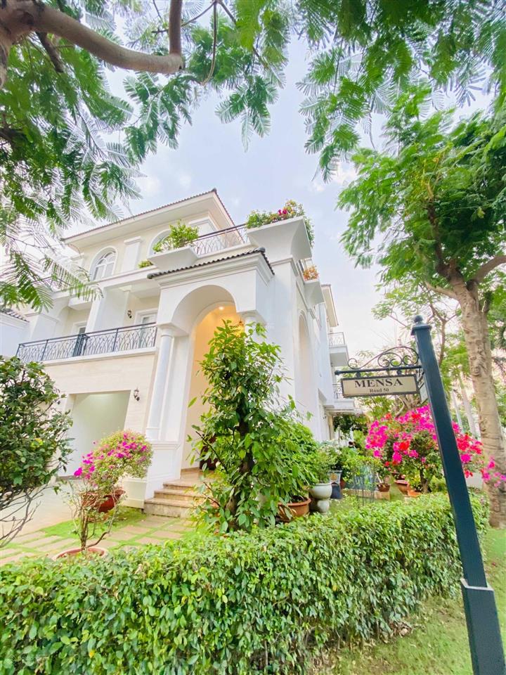 Bán biệt thự song lập góc 2 mặt tiền tại the venica  giá bán 60,5 tỷ, xem nhà  0909 121 ***