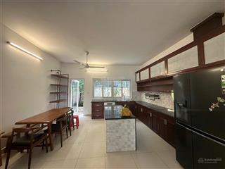 Bán nhà phố mega ruby 75m2  giá 9,8 tỷ xem nhà  tấn giàu 0909 121 ***