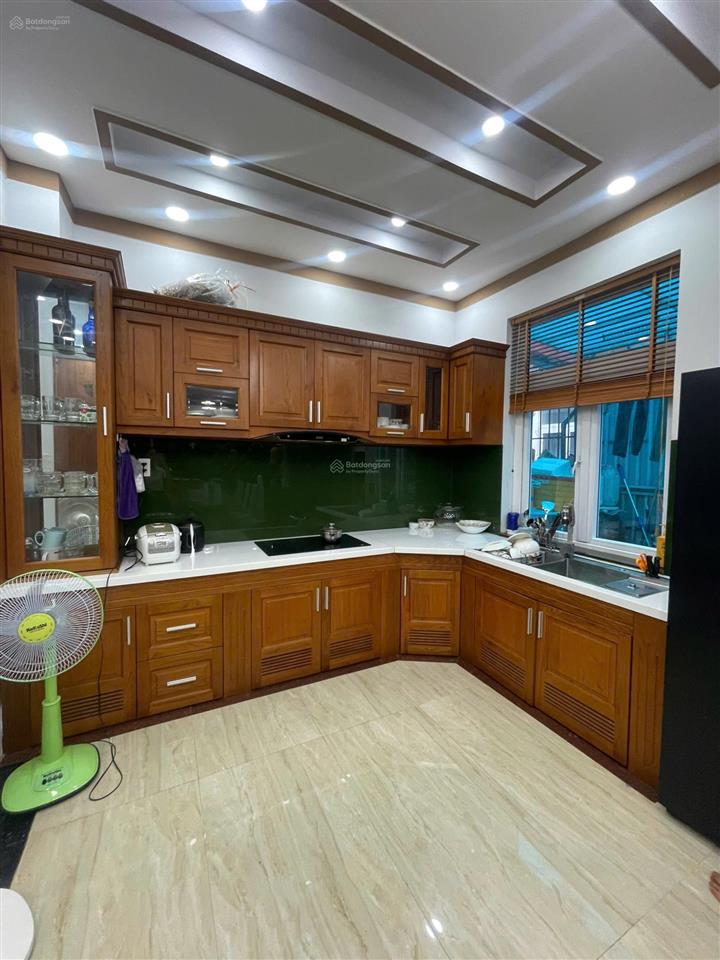 Cần bán gấp căn nhà phố gđ2 park riverside  tấn giàu 0909 121 ***