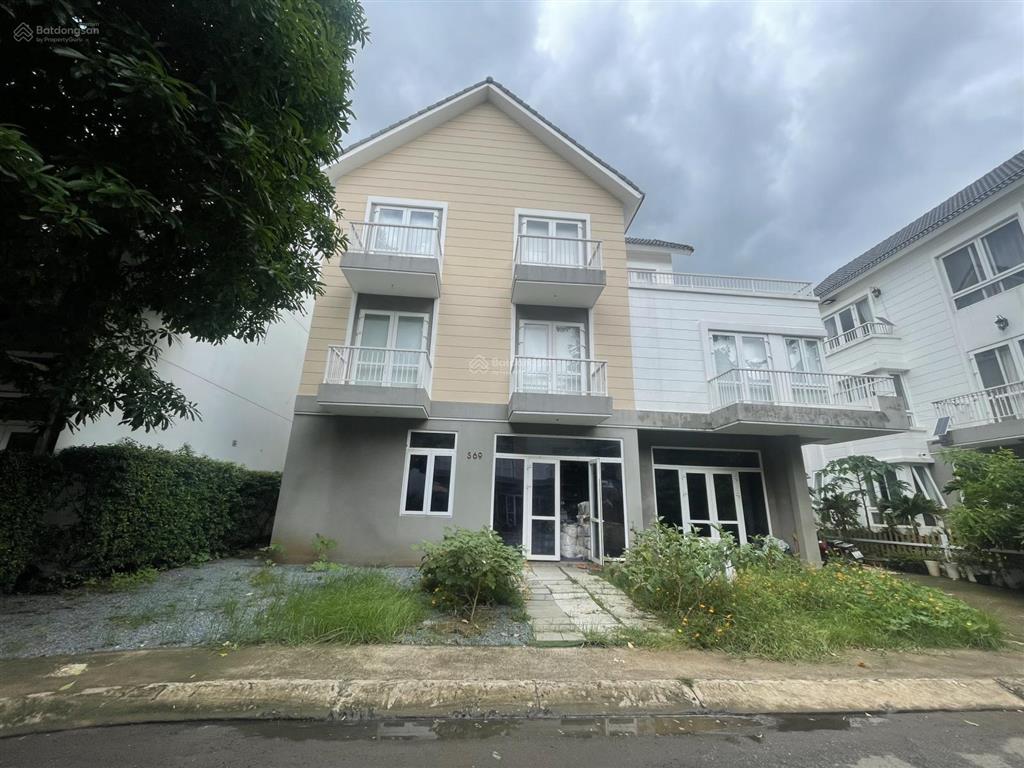 Bán căn nhà 75m2 htcb giá 10,5 tỷ.  tấn giàu 0909 121 ***