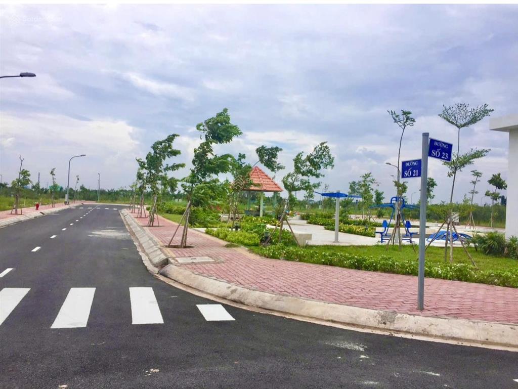 Chính chủ bán nền view công viên lớn kdc thái sơn. sổ sẵn, xây dựng tự do, 100m2, 2 tỷ 350